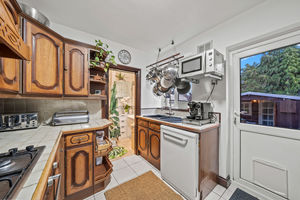 Photo 10- click for photo gallery